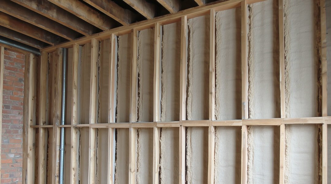 Timber stud wall to tile